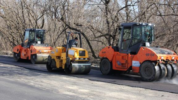 В Невинномысске приступили к ремонту дорог и уборке территорий
