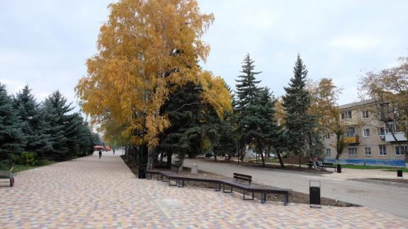 Благоустройство пешеходной зоны завершается в селе Кочубеевском на Ставрополье