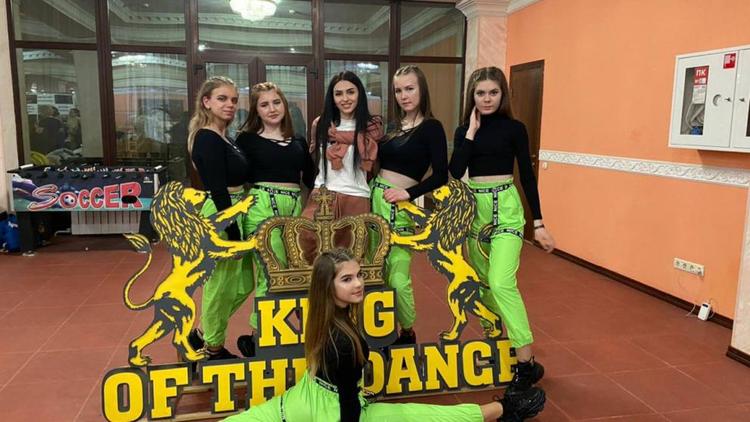 Танцоры из Предгорного округа Ставрополья взяли бронзу всероссийских соревнований