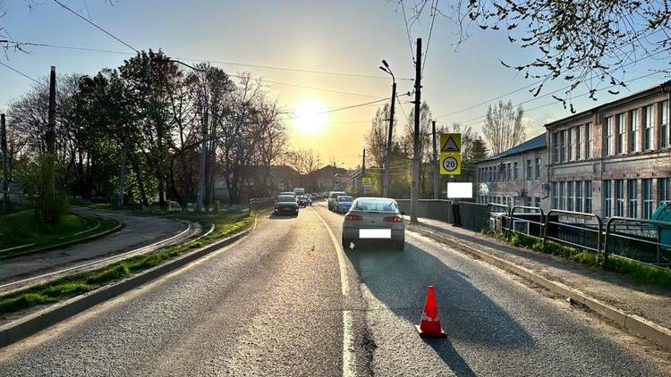 В Пятигорске школьница попала под колёса автомобиля