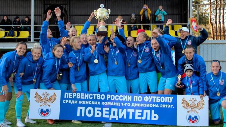 На Ставрополье чемпионка России тренирует юниоров футбольной школы