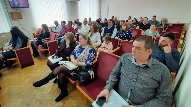 Предприниматели Невинномысска обсудили меры поддержки малого и среднего бизнеса