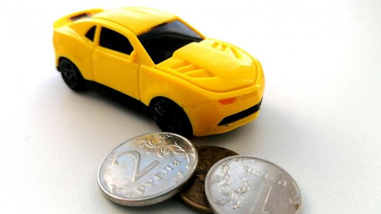 Многодетные семьи Ставрополья получат льготу при уплате транспортного налога на автомобиль