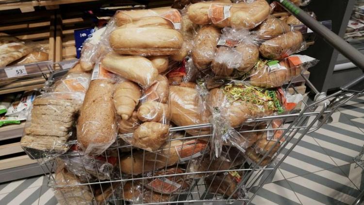 Цены на хлеб «заморозят» до конца года на Ставрополье
