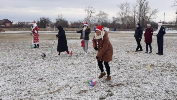 На Ставрополье прошли соревнования межу Дедами Морозами и Снегурочками