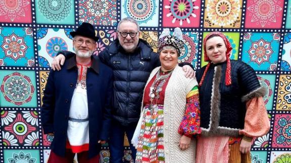 Известный музыкант посетил казачье подворье на Ставрополье