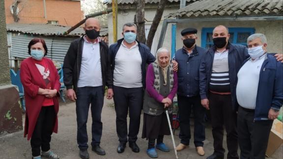 В Пятигорске азербайджанские активисты помогают нуждающимся