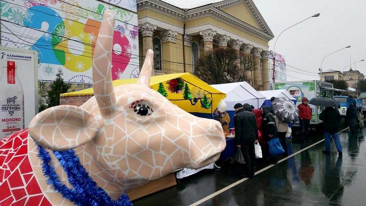 Ярмарка «Новогодний базар» порадовала ставропольцев ценами и разнообразием