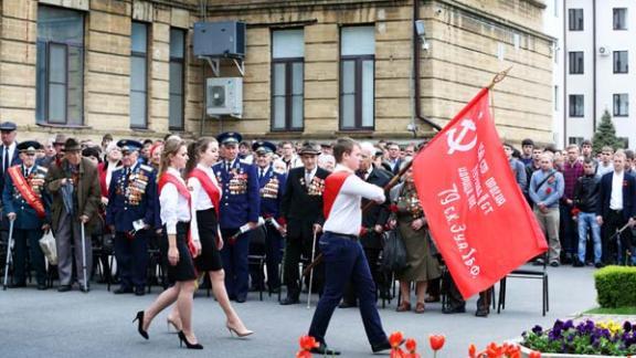 В СтГАУ прошел митинг к 71-й годовщине Великой Победы