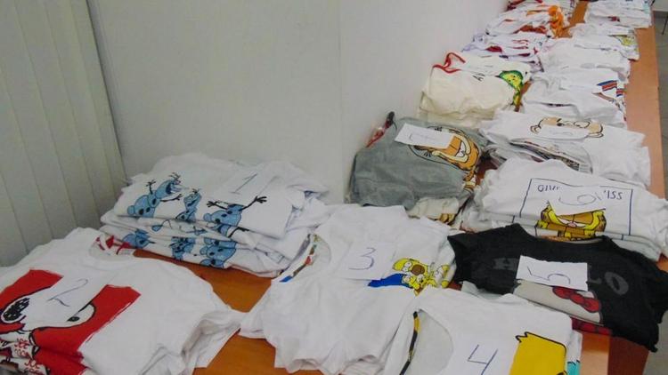 Более сотни незадекларированных пижам обнаружили таможенники у ставропольчанки