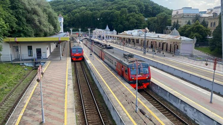 Дополнительные поезда запустили в Кисловодск