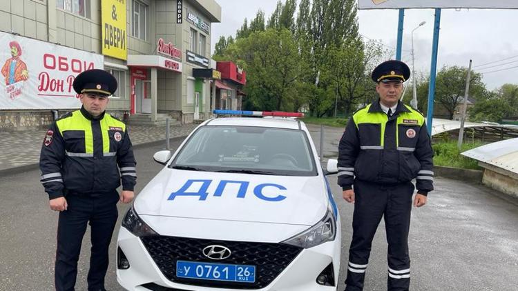 В Пятигорске автоинспекторы помогли вовремя доставить ребёнка в больницу