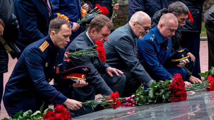 В Ставрополе почтили память воинов, отдавших жизни в битве за Кавказ