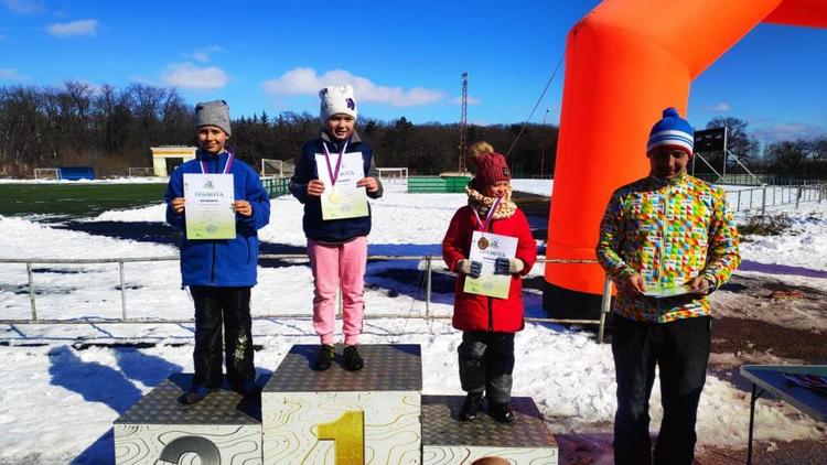 Школьники из Ставрополя взяли 21 медаль на соревнованиях по спортивному ориентированию