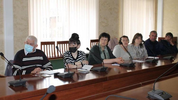 Глава Кисловодска обсудил с руководителями ТОСов и ТСЖ вопросы благоустройства города