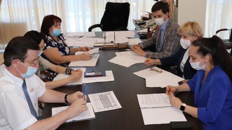 На Ставрополье выделили 969 млн рублей для участников программы «Молодая семья»