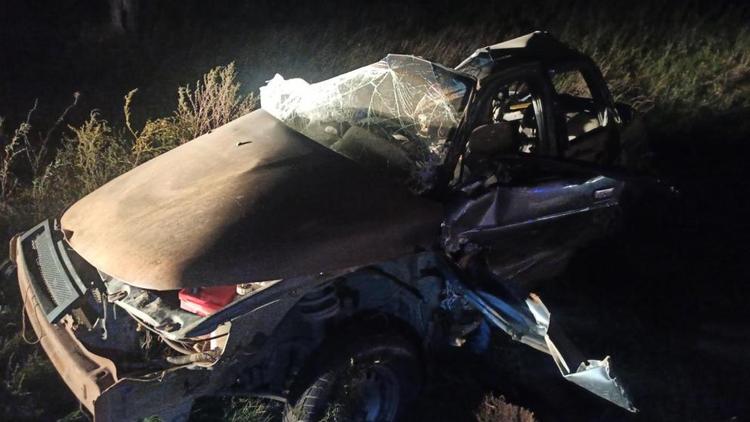 Водитель легковушки скончалась после столкновения с грузовиком на Ставрополье