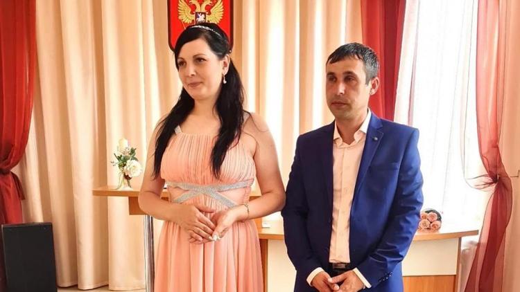 Познакомились на работе: ставропольские осужденные сыграли свадьбу