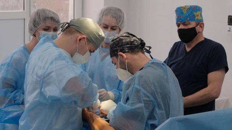 В кардиодиспансере Ставрополья в 2021 году выполнено порядка 7 тысяч сердечно-сосудистых операций