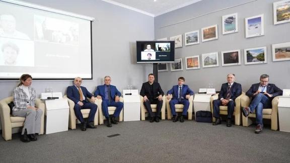Условия самореализации молодёжи на Северном Кавказе обсуждали на форуме в Архызе