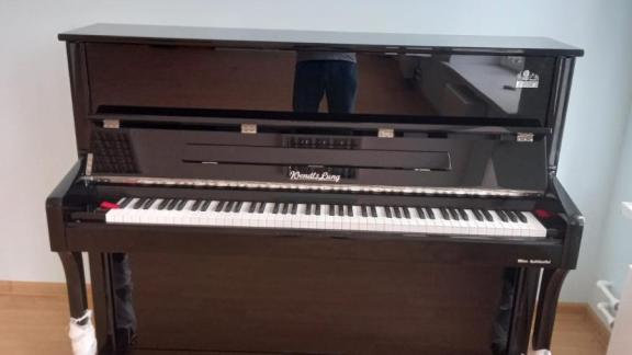 В детском саду Минераловодского округа появилось два новых фортепиано