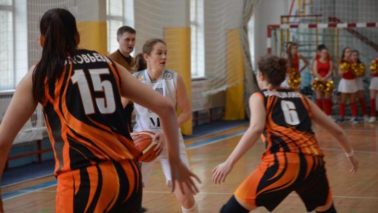 Баскетболисты «Ставропольчанки» поделили очки с соперницами из Видного