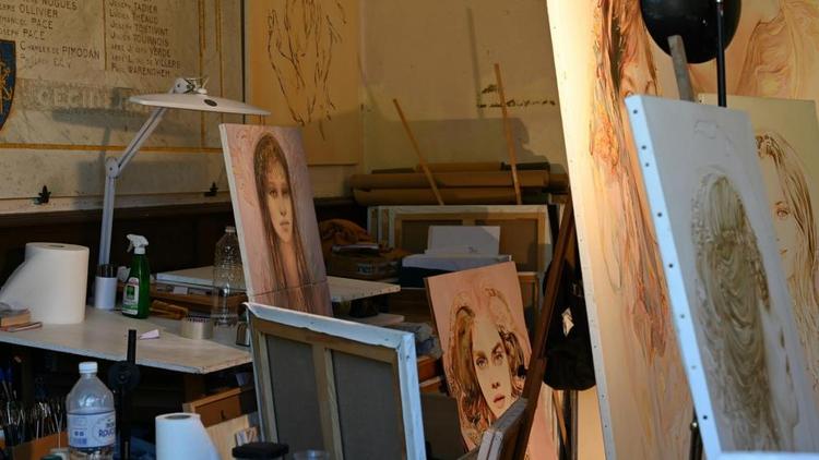 Выставка художницы Натальи Корсун открылась в Пятигорском краеведческом музее