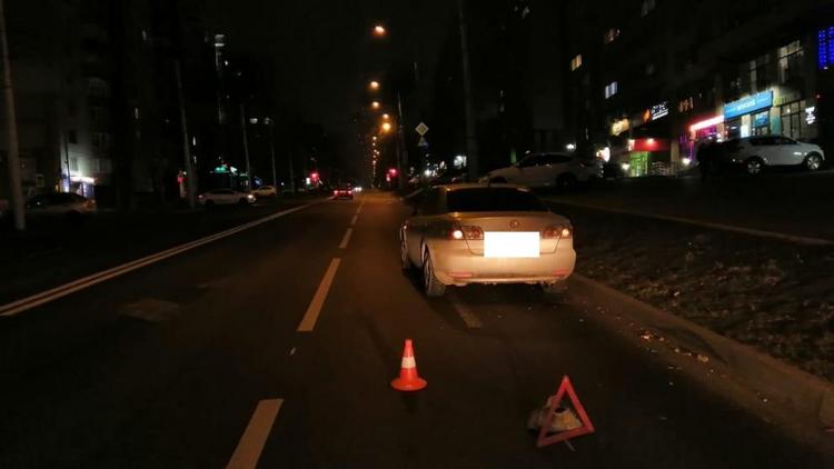 17-летняя девушка угодила под машину в Ставрополе