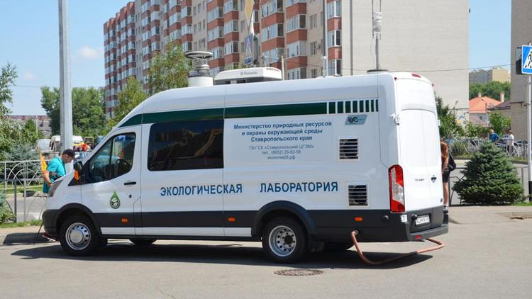 По поручению губернатора в Ставрополе проводятся пробы атмосферного воздуха