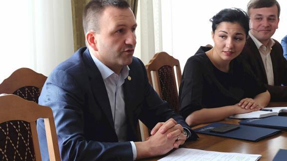 Губернатор В.Владимиров и глава РСМ П. Красноруцкий обсудили молодежную политику Ставрополья