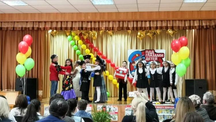 В Пятигорске завершился городской конкурс «ПДД глазами детей»