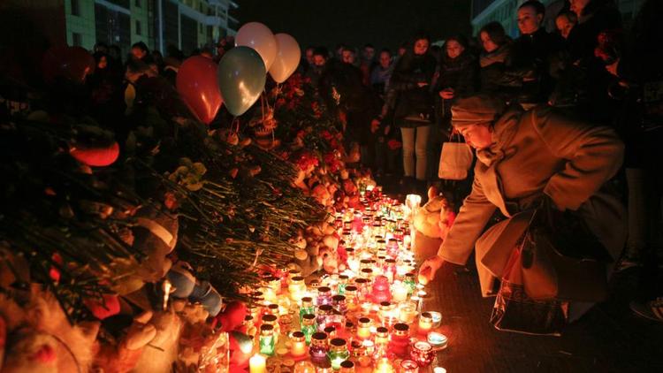 В России объявлен всенародный траур по погибшим в Кемерово