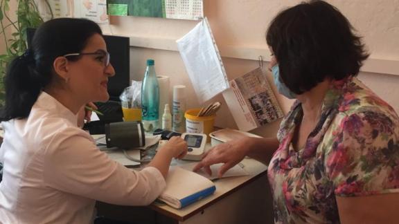 Специалисты краевой больницы обследовали жителей Благодарненского округа Ставрополья