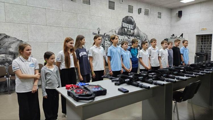 В центре Никиты Гусева ко Дню Военной присяги прошла встреча со школьниками