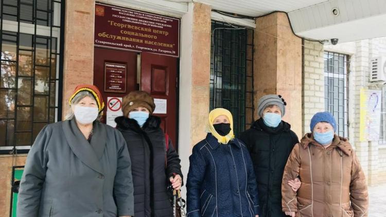 На Ставрополье пожилых людей бесплатно привозят на оздоровительные процедуры