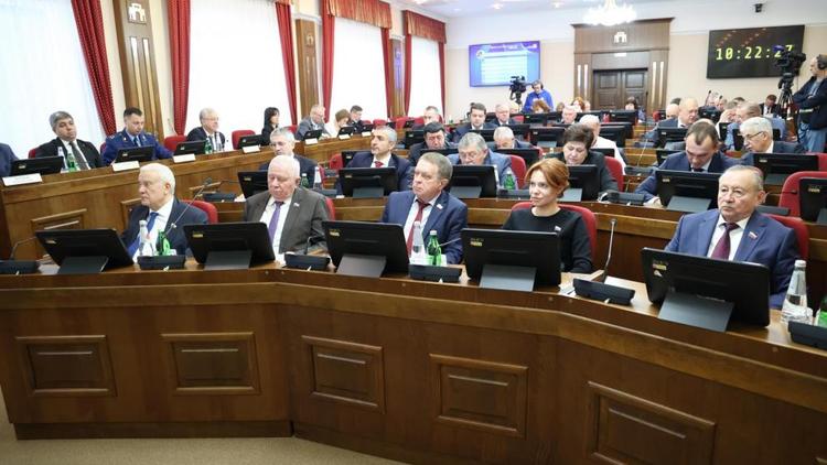 Дума Ставрополья приняла 153 закона в 2023 году