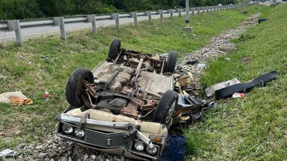 Автомобиль перевернулся в Минераловодском округе Ставрополья