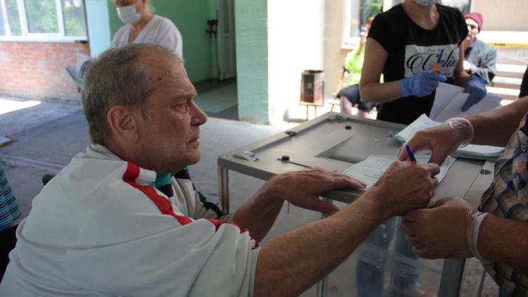 Жители геронтологического центра «Бештау» в Железноводске приняли участие в голосовании