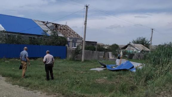 Власти Ставрополья восстановят пострадавшие от урагана дома и соцобъекты в Андроповском районе