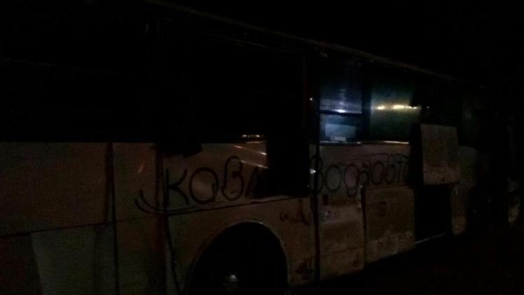 В Ставропольском крае с федеральной трассы «Кавказ» съехал автобус, пострадали трое