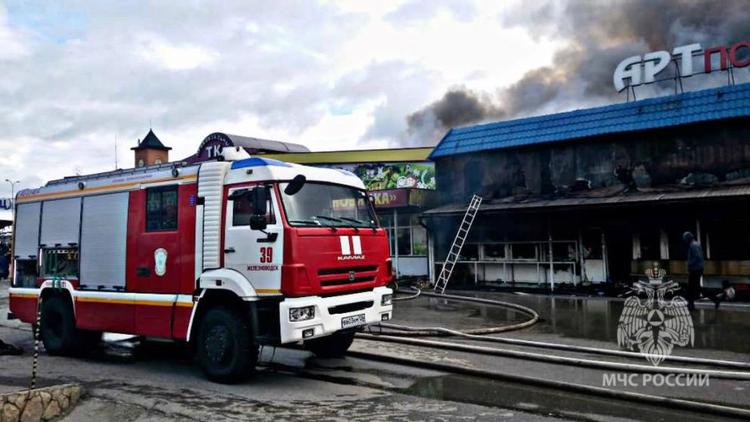 МЧС Ставрополья: Открытое горение на рынке в Предгорном округе ликвидировано