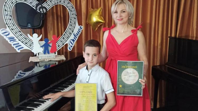 Юный пианист из Ставропольского края стал лауреатом международного конкурса