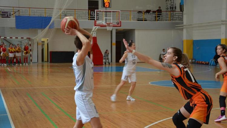 Ставропольские баскетболистки разошлись миром с «Чёрными медведями»