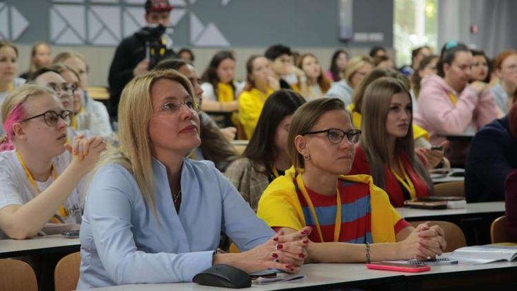 Волонтёры со всей России приехали в Пятигорск учиться инклюзивным проектам