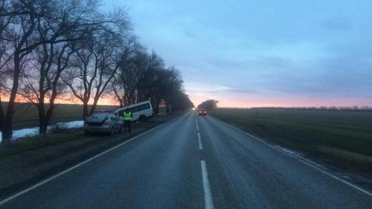 В ДТП с микроавтобусом на Ставрополье погибли 3 человека