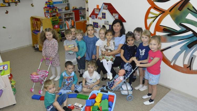 Ставропольский педагог из Новоалександровского округа помогает малышам раскрывать таланты 
