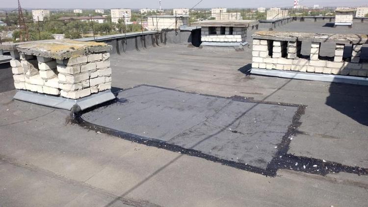 В Невинномысске после жалобы жителя отремонтировали крышу МКД