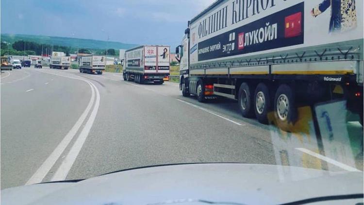 Караван грузовиков Филиппа Киркорова прибыл в Пятигорск