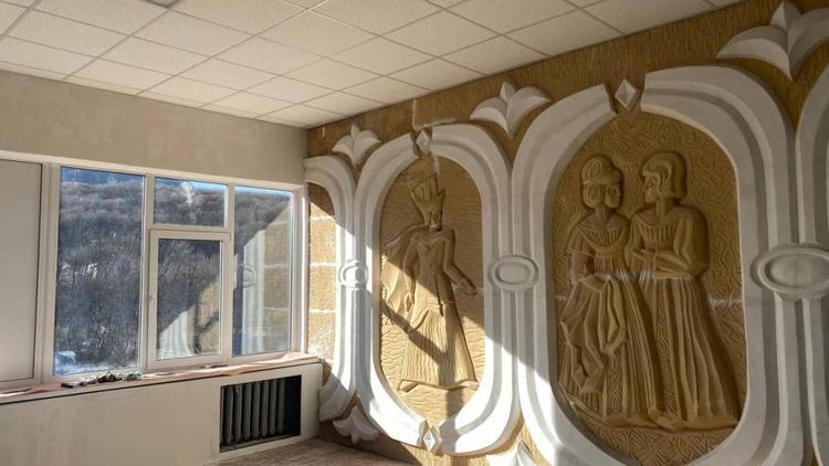 В Железноводске обновляют актовый зал Дома детского творчества