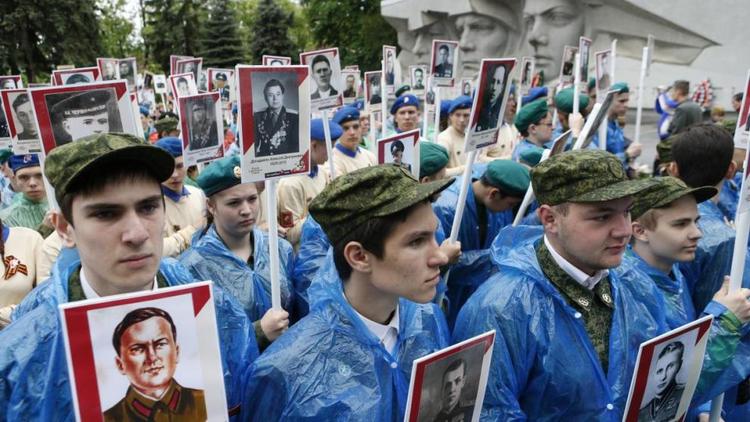Портреты героев Великой Отечественной войны покажут на самом большом экране КМВ​